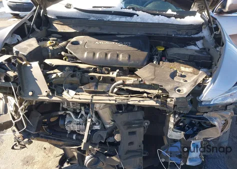 2016 Jeep Cherokee Latitude z USA, uszkodzony, nr VIN 1C4PJLCB7GW307280